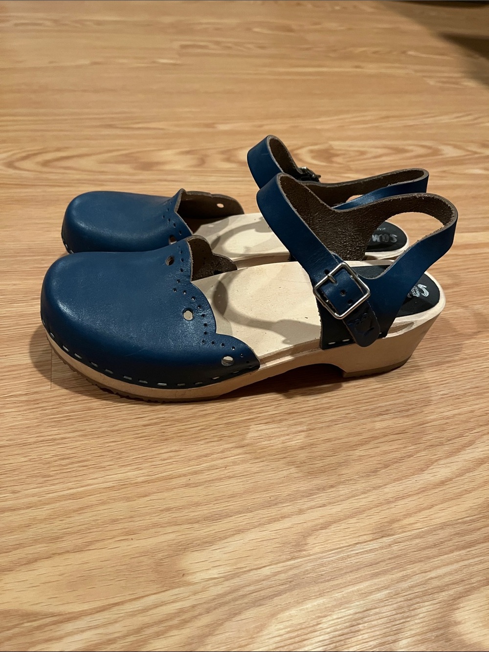 Sandgrens Leather Ankle-Strap Clog Mules in Navy Blue - Picture 6 of 7